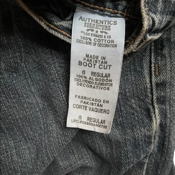 Boys size 6 regular Levi’s - Picture 4 of 4